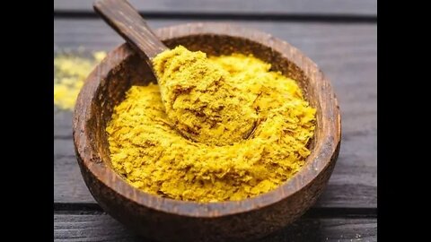 Nutritional yeast, it's benefits and why I recommend it more and more.