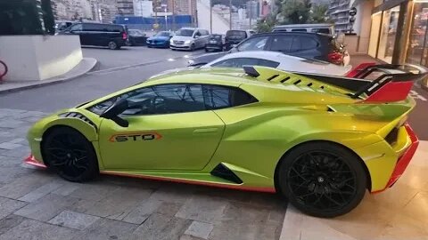 Lamborghini Huracan STO looks great in this green [4k 60p]