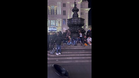 Piccadilly circus