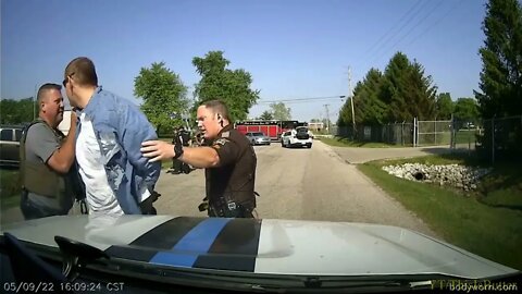 Bodycam, dashcam videos show escaped inmate Casey White arrested, prison guard pulled from wreck