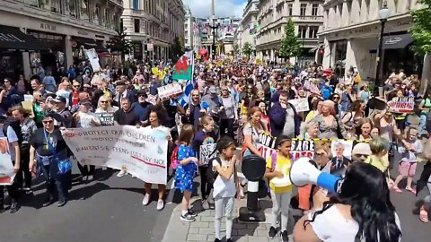 Thousands protest in central london world wide freedom rally 21/05/22 #saveourchildren