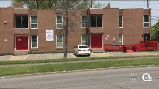 2-year-old girl walks away from Euclid daycare, found by strangers at playground