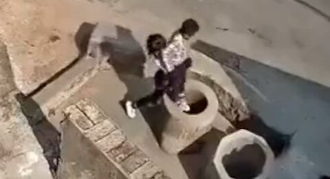 Little Girl Throws 4-Year-Old Boy Into A Well In China - HaloRockNews