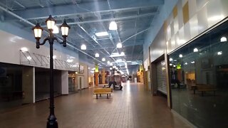 Nearly Empty Carnation Mall Alliance Ohio