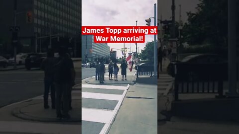 Crowds gather at the War Memorial in Ottawa for James Topp's arrival!