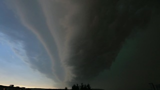 Breathtaking footage of thunderstorm in Germany