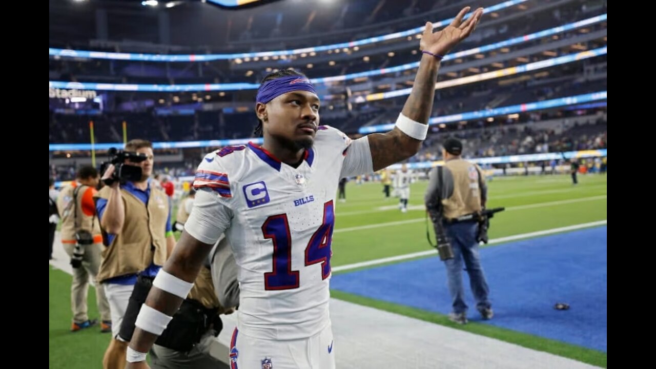 Buffalo Bills trade (WR) Stefon Diggs to the Houston Texans for a 2025