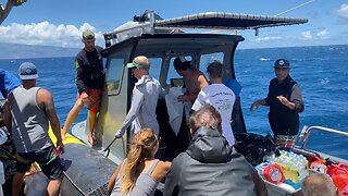 Maui Snorkel Charters & Pastor Stephen Deliver Supplies & Food to Displaced Families