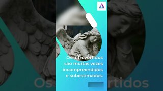 Dicas de como gerenciar sua auto-estima como um introvertido