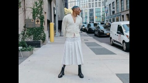 Russel Westbrook Becomes The Latest Buck Broken Black MaleCelebrity