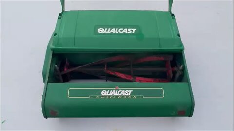 How to Adjust the Cutting Height on a Qualcast Swift E35X Electric Cylinder Mower