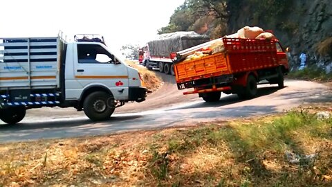 Maredumilli ghat road Dare Drive At Risky Ghat Down Turnings | Truck Driving Skill | Truck Lorry