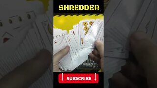 Jogo de Cartas VS Triturador Shredder // Destruindo Coisas Triturador // #Shorts