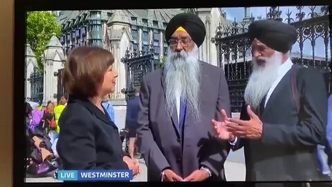 British Sikhs Pay Tribute To HM The Queen