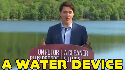 TRUDEAU DOESN'T KNOW WHAT A WATER BOTTLE IS