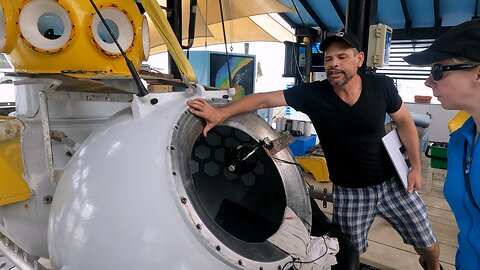 Would You Venture 2,000 Feet Below the Waves in This Homemade Submarine?