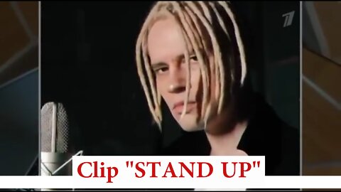 Clip "STAND UP"