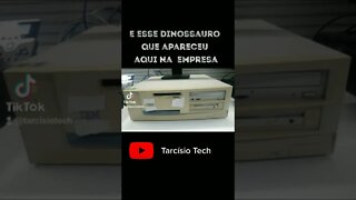 Esse dinossauro que apareceu aqui na empresa!?