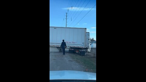 Failed Uturn By truck driver