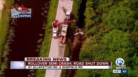 Crash shuts Martin County road