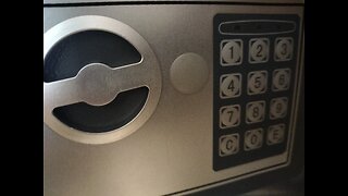 How to change the code on your digital safe