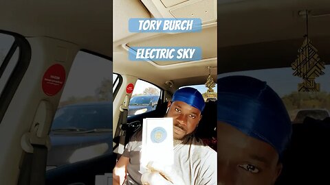 Let’s try electric sky by Tory Burch….. fresh sweet and masculin perfect gym scent. #cuddleseason