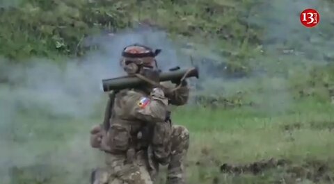 Russia sends elite units to border with Ukraine