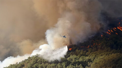 Drone footage shows efforts to put out forest fire in Marmaris