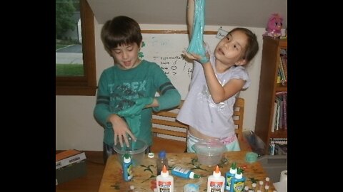 Samantha & William Make Homemade Slime