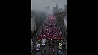RadioGenoa | Over 250,000 Polish patriots march in Warsaw on Independence Day.