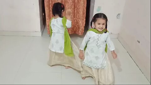 Cute baby dance 😍🥰🥰