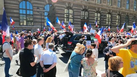 Marche nationale pour les libertés place du Palais Royal à Paris le 02-07-2022 - Vidéo 3