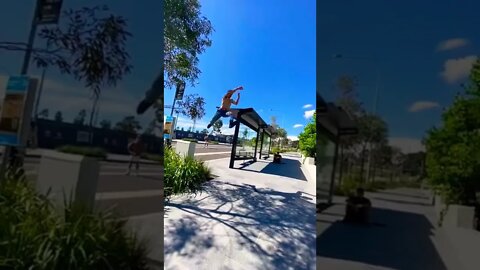 AMAZING FLYING JUMP AT PARKOUR 💥🚀 #Shorts #parkour