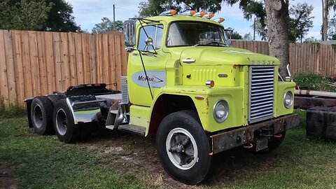 Driving my 1970 Dodge C800 Swing-Out-Fender Truck and Walkaround
