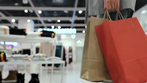 Holiday shopping tips and tricks from Deals and Steals shopping pro Tory Johnson