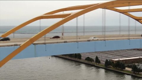 Here's why your next drive over Hoan Bridge may look and smell different