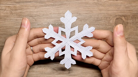 Snowflake paper cut