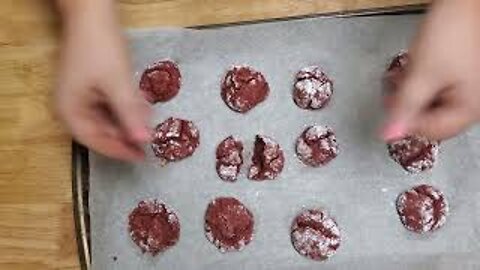 Red velvet cake mix cookies