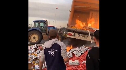 The French Farmers Aren't Playing… Set Fire To A Foreign Truck Trying To Deliver Food