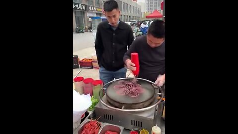 Making food on the Street 😮