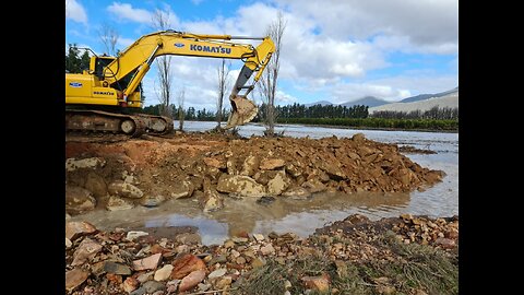 Repairs to Citrusdal main road commence after Cape floods
