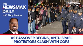 Anti-Israel protestors clash with cops | The NEWSMAX Daily (04/23/24)