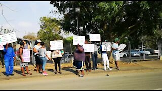 SOUTH AFRICA - Durban - Daleview Secondary school parents protest (Videos) (jch)