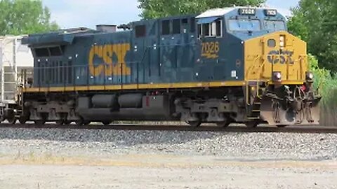 CSX M561 Manifest Mixed Freight Train Fostoria, Ohio July 26, 2022