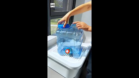 Camping Water Storage Container with Faucet