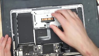 Dan's Macbook logic board repair, live from Rossmann Repair Group