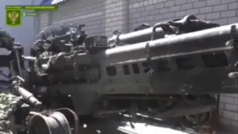 The People's Militia Of The LPR Showed A Captured Ukrainian American-Made M777 155mm Howitzer