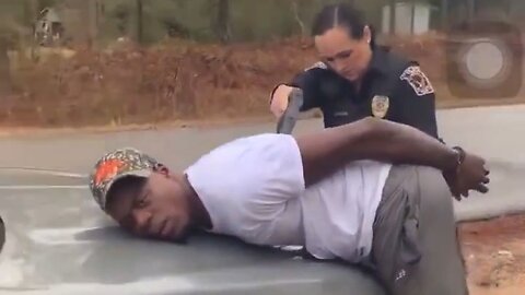 Female Alabama Cop Tasering A Handcuffed Man Into Tears While Calling Him A B*tch