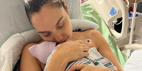 Gal Gadot Gives Birth