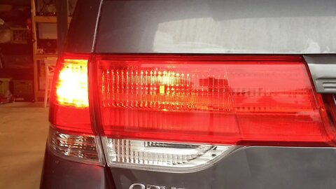 Honda Odyssey Taillight Inner and Outer Assembly Replacement